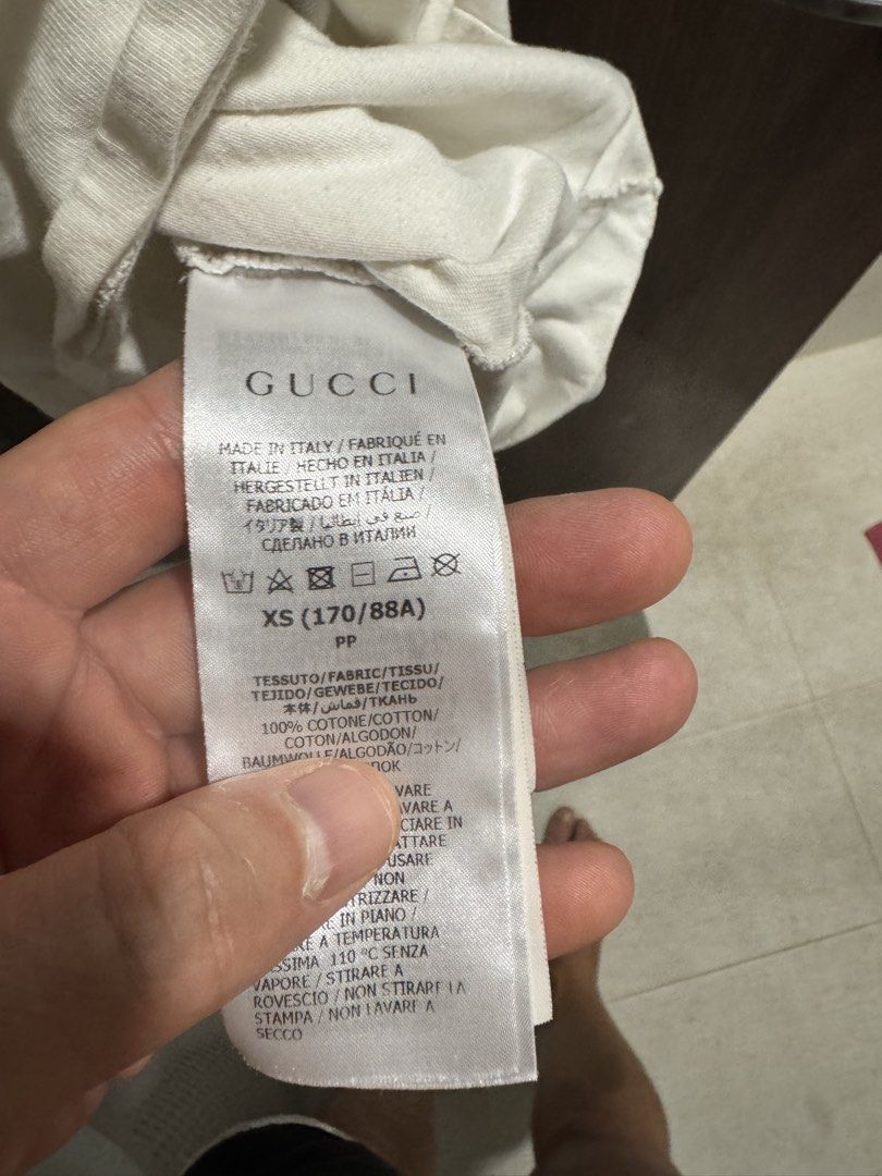 Gucci (Category: Activewear) located in Singapore. Submitted by boonkt (Listing ID 1453594877, Image 4). Description: Fits size S too .