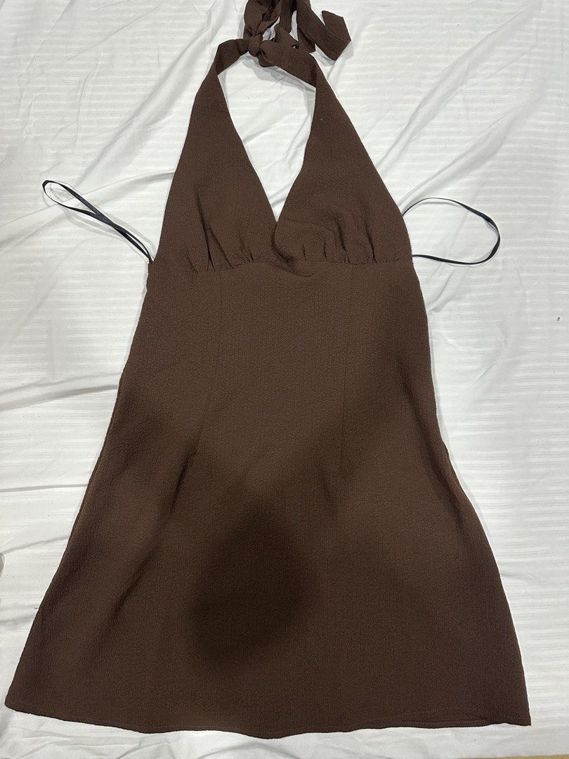 H&M Brown Halter Tie Dress (Category: Dresses) located in Quezon City. Submitted by tangled8 (Listing ID 1453543464, Image 3). Description: .