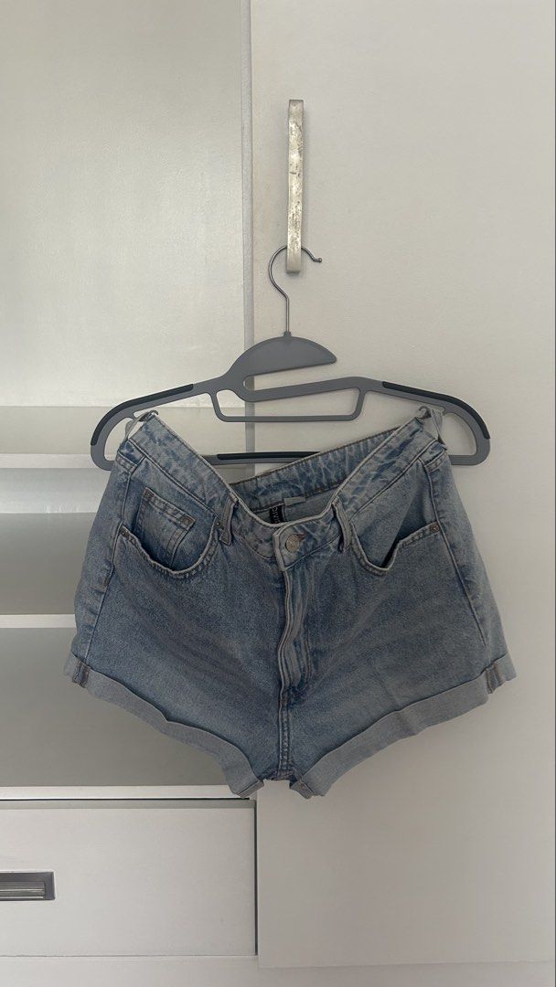 h&m denim shorts (Category: Shorts) located in San Fernando. Submitted by artofdeclut (Listing ID 1453489228, Image 1). Description: for inquiries, feel free to send in message : ) mode of payment via Maya/GoTYME/GCash mode of delivery via JNT.