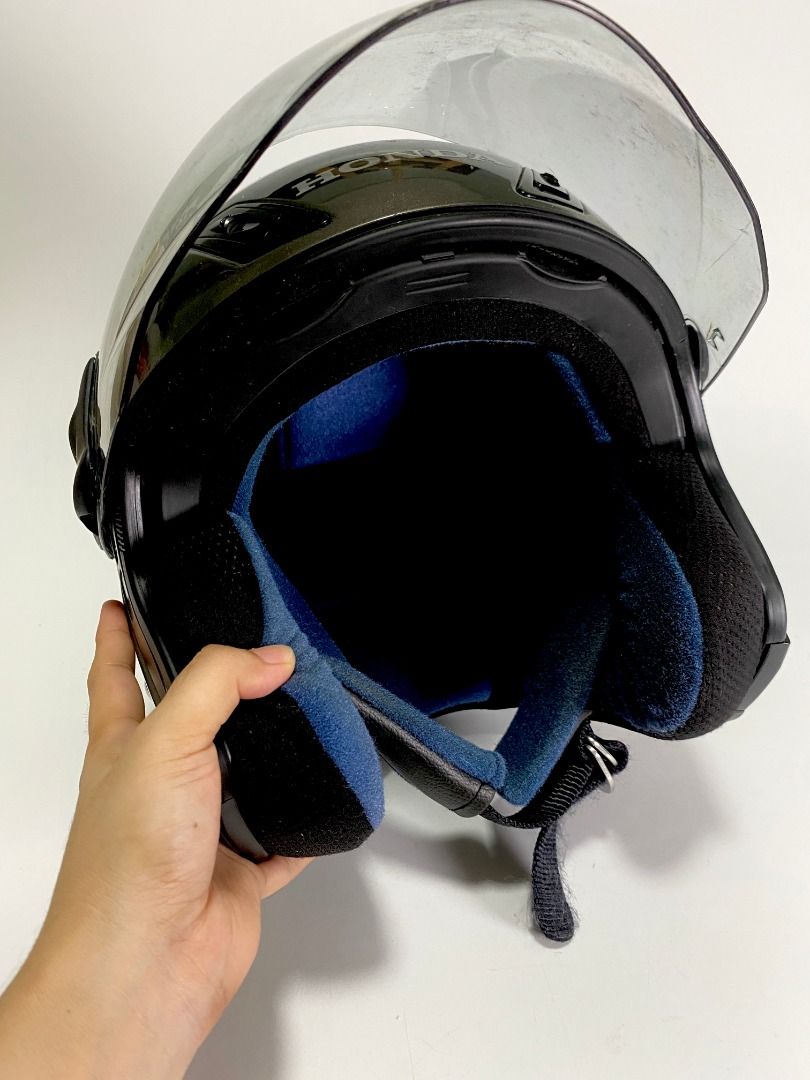 Honda Rheos Grey Motorcycle Helmet (Category: Helmets and other Riding Gears) located in Bacoor. Submitted by banananana12 (Listing ID 1453473069, Image 2). Description: Honda Rheos Grey Helmet Made in Japan Size Medium 57-58cm With few scratches .