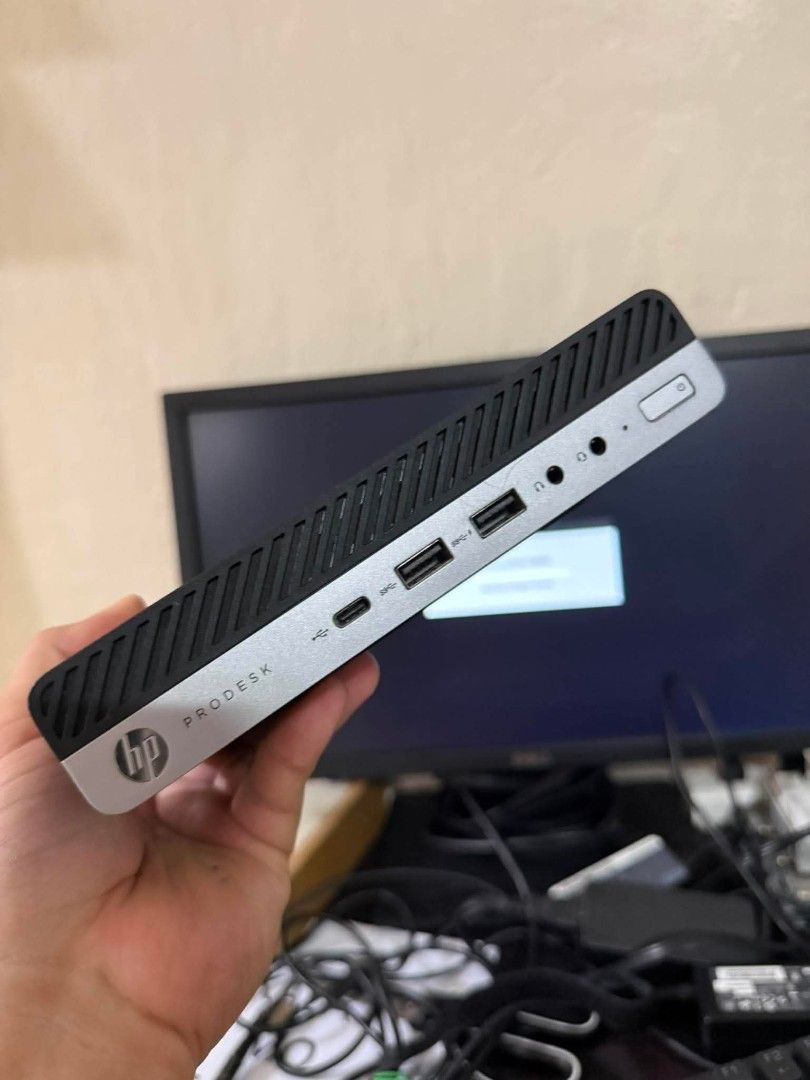 HP ProDesk 600 G5 Desktop Mini PC (Category: Desktops) located in Manila. Submitted by happyearth.953a15 (Listing ID 1453600102, Image 1). Description: HP mini PC I5 9th gen Intel UHD Graphics 630 16gb ram 256gb ssd Windows 11 pro OS Unit with power adapter 💸💸 9,500 each Location: San Andres bukid manila Pick up or deliver cod.