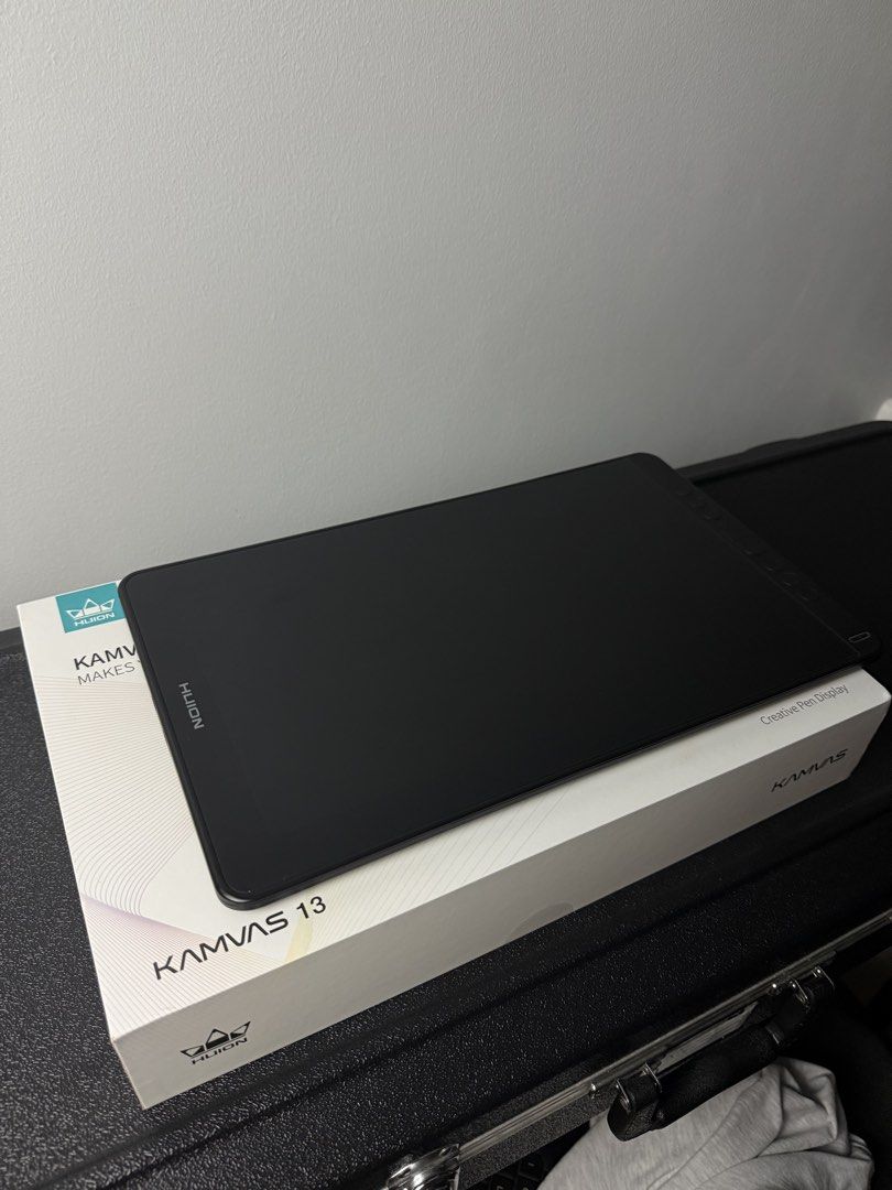 HUION KAMVAS 13 Creative Pen Display Gen 2 (Category: Monitor Screens) located in Manila. Submitted by happypenguin_173d64 (Listing ID 1453451842, Image 1). Description: - HUION KAMVAS 13 Creative Pen Display - Perfect for digital art and design - Features a black screen - Comes in original box and accessories! - In excellent working condition - Feel free to ask any questions! Still Negotiable! .