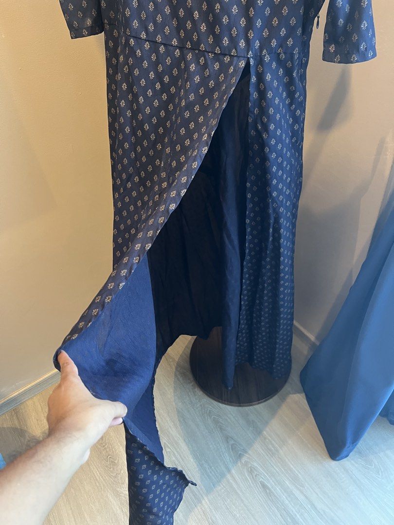 Indya (Category: Traditional & Ethnic wear) located in Singapore. Submitted by s2436 (Listing ID 1453545258, Image 4). Description: Worn once for a function. Shipping not included in price listed. .