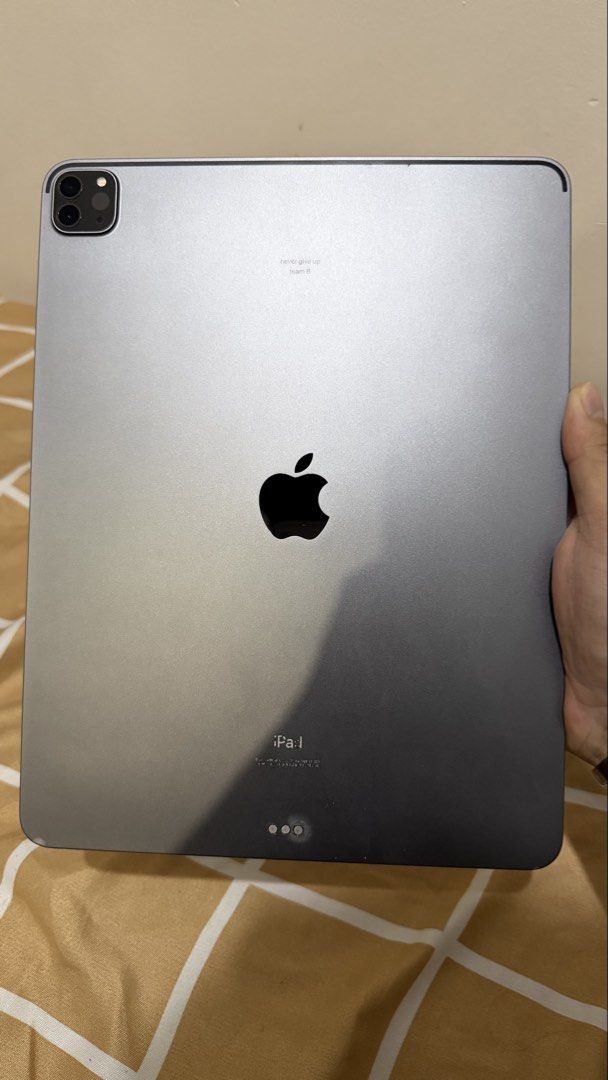 iPad Pro 12.9-inch (4th Gen) (Category: iPad) located in Manila. Submitted by jchristiaaaan (Listing ID 1453568509, Image 2). Description: - iPad Pro 12.9-inch (4th generation) - Color: Space Gray - 1 terabyte storage - Japan Variant - 80% battery health Issues: - No box, no charger unit only - Dents, scratches, paint chips .
