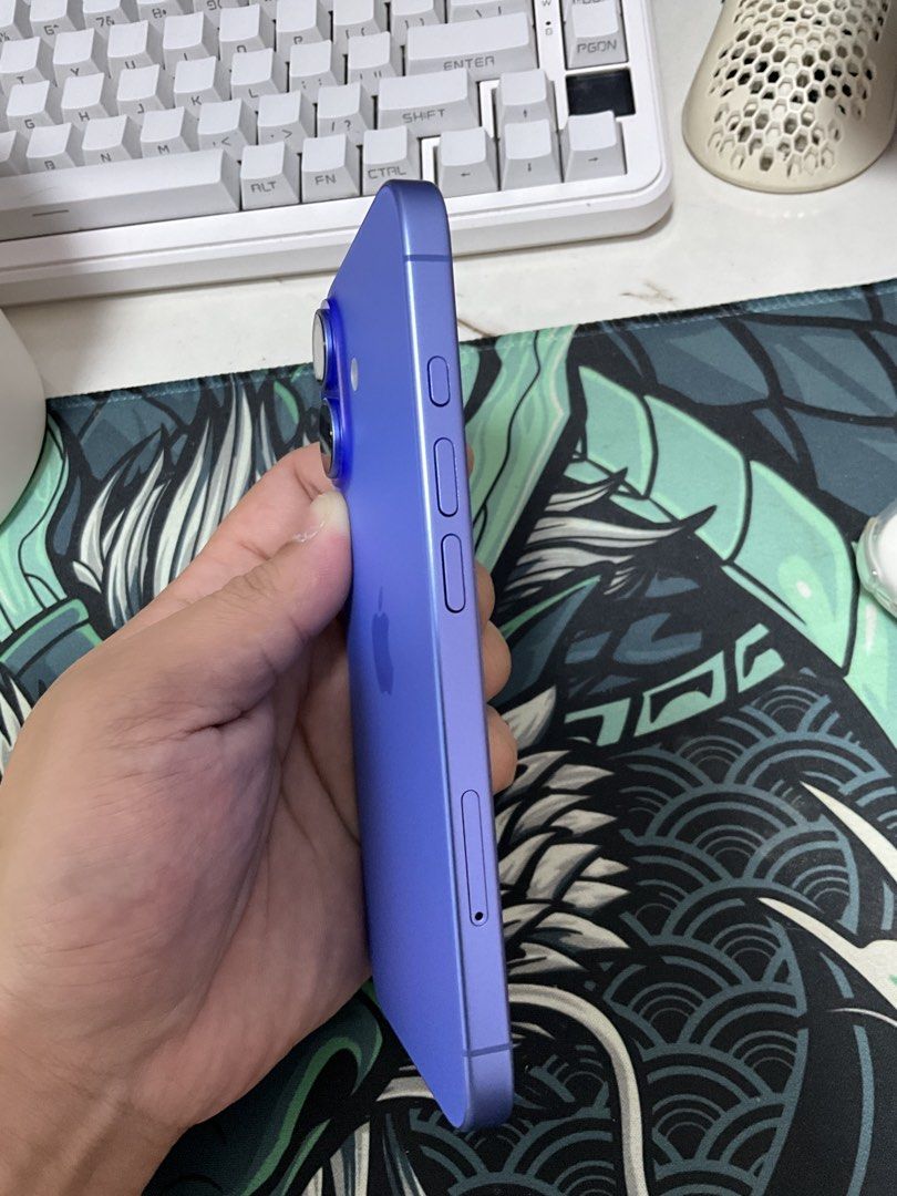iPhone 16 128GB FU Ultramarine (Category: iPhone 16 Series) located in Agdangan. Submitted by ysenrussel19528 (Listing ID 1453460735, Image 3). Description: iPhone 16 128GB Ultramarine FS or swap sa 15 Pro Max Grey or White 88% BH. 448 cc. No issue. Complete with same serial box and cases. Meetup within Lipa City or Batangas City..
