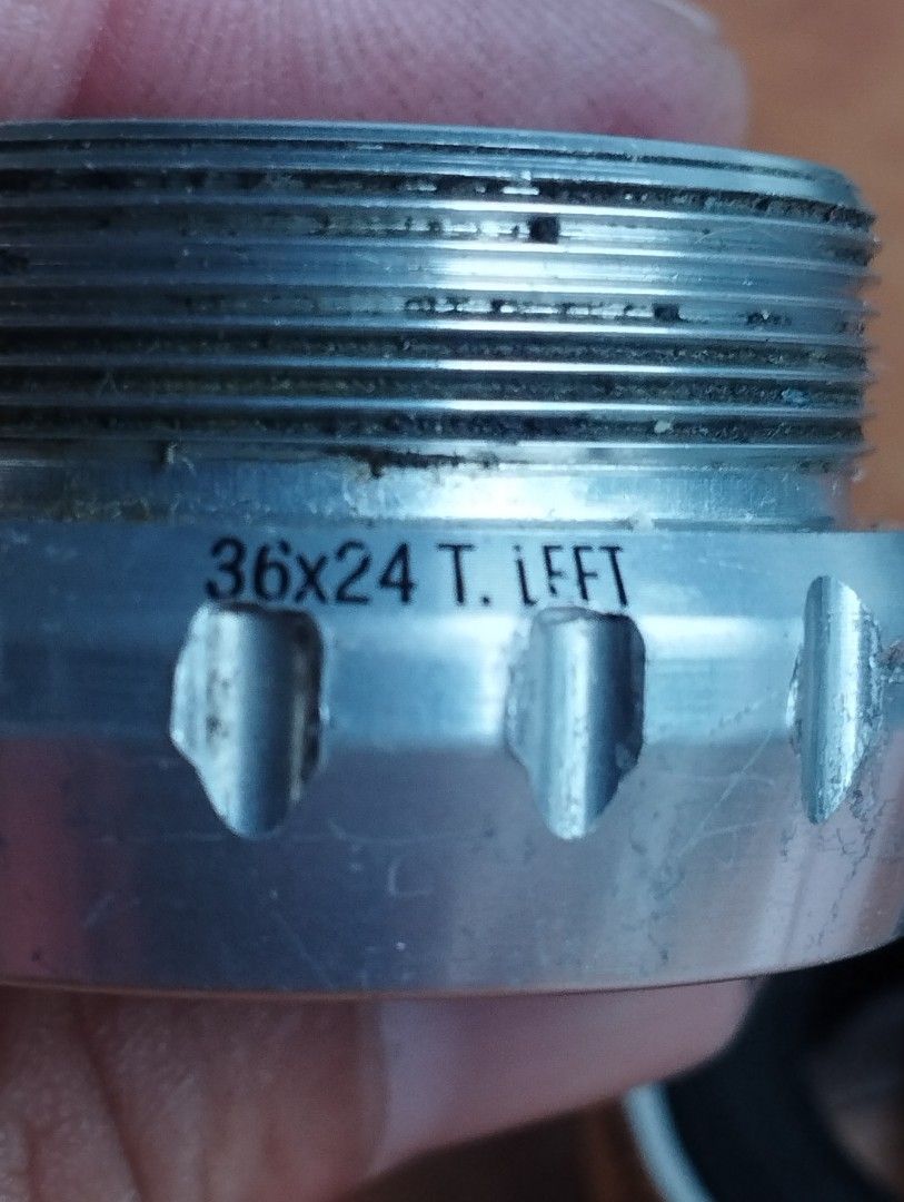 Italian Thread Bottom Bracket (Category: Bicycles) located in San Fernando. Submitted by nerosales (Listing ID 1453533279, Image 2). Description: Italian Thread BB 36 x 24 tpi Magkiaba ng brand pero pwedeng gamitin as pair. Yung isa may ceramic bearing yung isa cup lang, walang bearing - Campagnolo Left, cup only - TNI with Ceramic bearing 800 pesos only for the PAIR SM City Pampanga Shipping: J&T Payment: Gcash NO COD / NO COP.