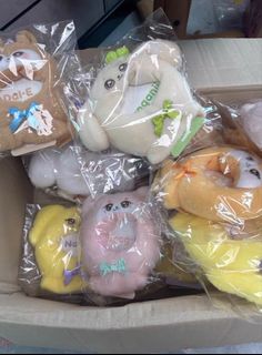 （分類：）位於 。 由 kpop.shop_kl 提交（商品編號 1453543465，圖片 1）。簡介： 。