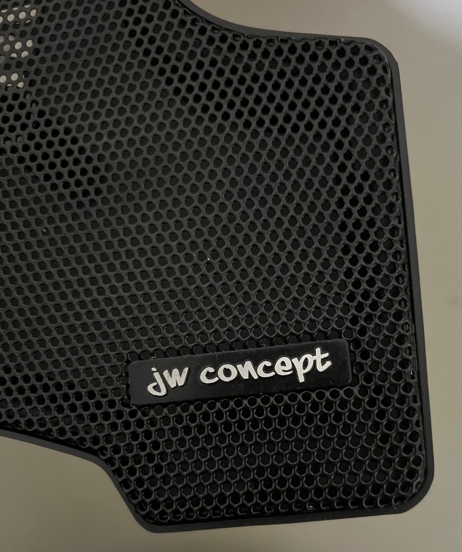 JW Concept Notebook Cooler (Category: Other Accessories) located in Quezon City. Submitted by gus_07 (Listing ID 1453585918, Image 3). Description: NCP70 Model Two 16cm LED silent fan Silent fan technology 16cm ultra quiet fan Dimensions: 160 mm x 160 mm x 20 mm Fan Speed: 600 plus or minus 15% Power USB: 5VDC RFS: Decluttering Location: Near UP Diliman, Quezon City.