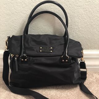 (Category: ) located in . Submitted by shopmik4scloset (Listing ID 1453575221, Image 1). Description: .