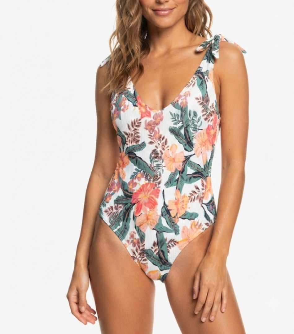 (L) ROXY One Piece Swimsuit / Swimwear (Category: Bikinis & Swimsuits) located in Cainta. Submitted by sunnyfloshop (Listing ID 1453610520, Image 1). Description: Brandnew 🍃Large 🍃Padded 🍃Textured fabric 🍃Lined.