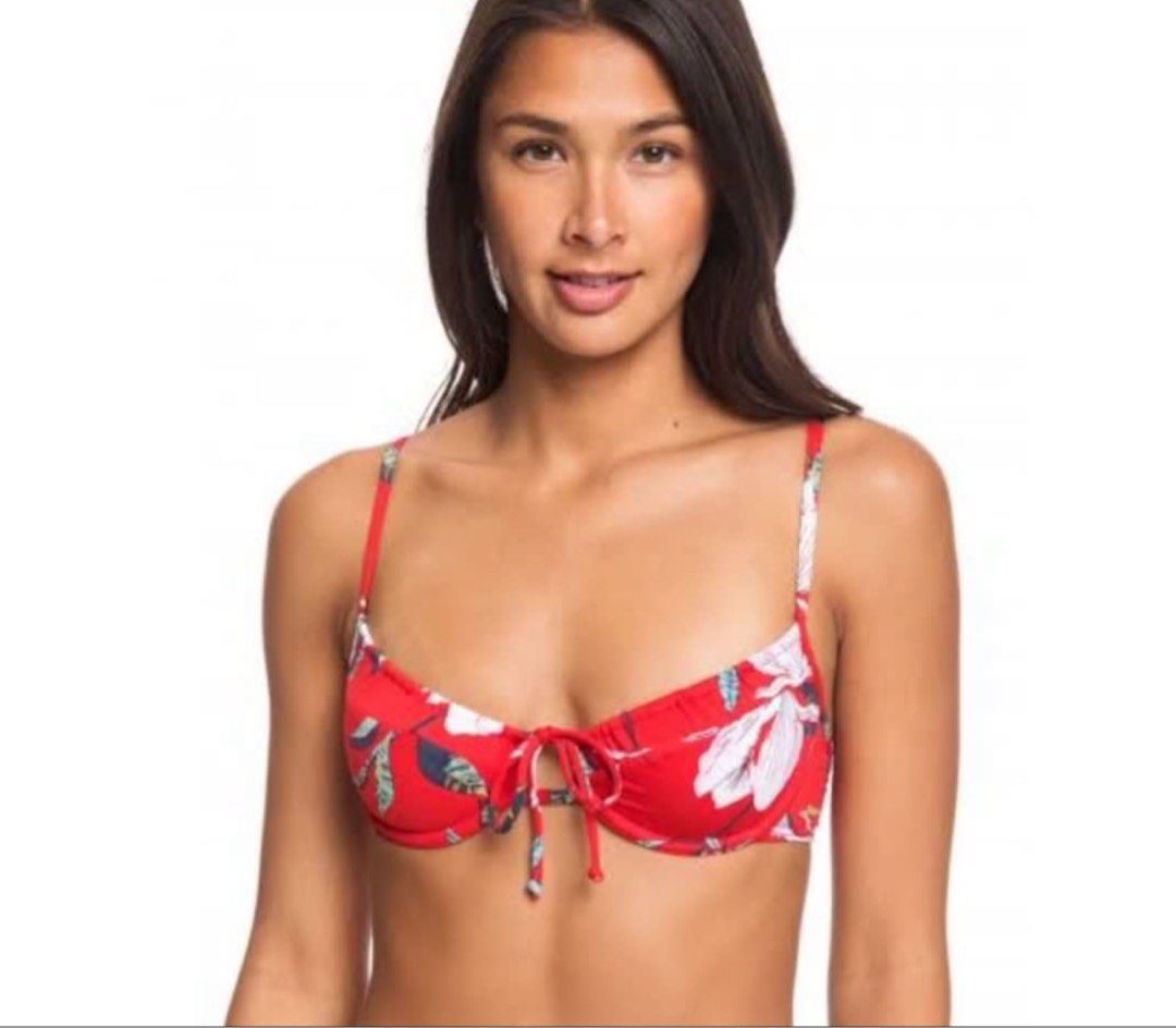 (L) ROXY Underwired Bikini Top /Swim Top (Category: Bikinis & Swimsuits) located in Cainta. Submitted by sunnyfloshop (Listing ID 1453580214, Image 3). Description: Brandnew ✨ 🍃Large 🍃Padded 🍃Underwired 🍃Adjustable straps 🍃Hook closure.
