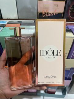 (Category: ) located in . Submitted by fragranceParfumdealer (Listing ID 1453440656, Image 1). Description: .