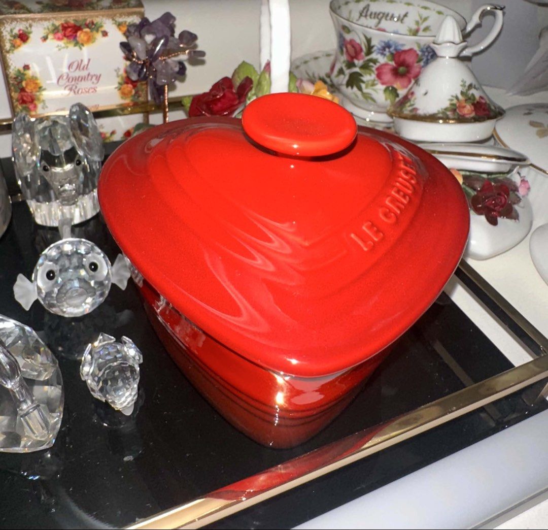 Heart Shape Petit Lidded Ramekin Le Creuset (Category: Cookware & Accessories) located in Las Pinas. Submitted by justjeaz (Listing ID 1453558555, Image 1). Description: - Le Creuset heart-shaped cocotte - Vibrant red color - Embossed 'Le Creuset' branding on the lid - Ideal for cooking, serving, and decorative display - Perfect gift for cooking enthusiasts and collectors.