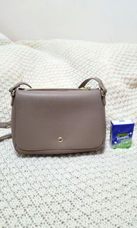 （分類：）位於 。 由 soloam 提交（商品編號 1453397807，圖片 1）。簡介： 。
