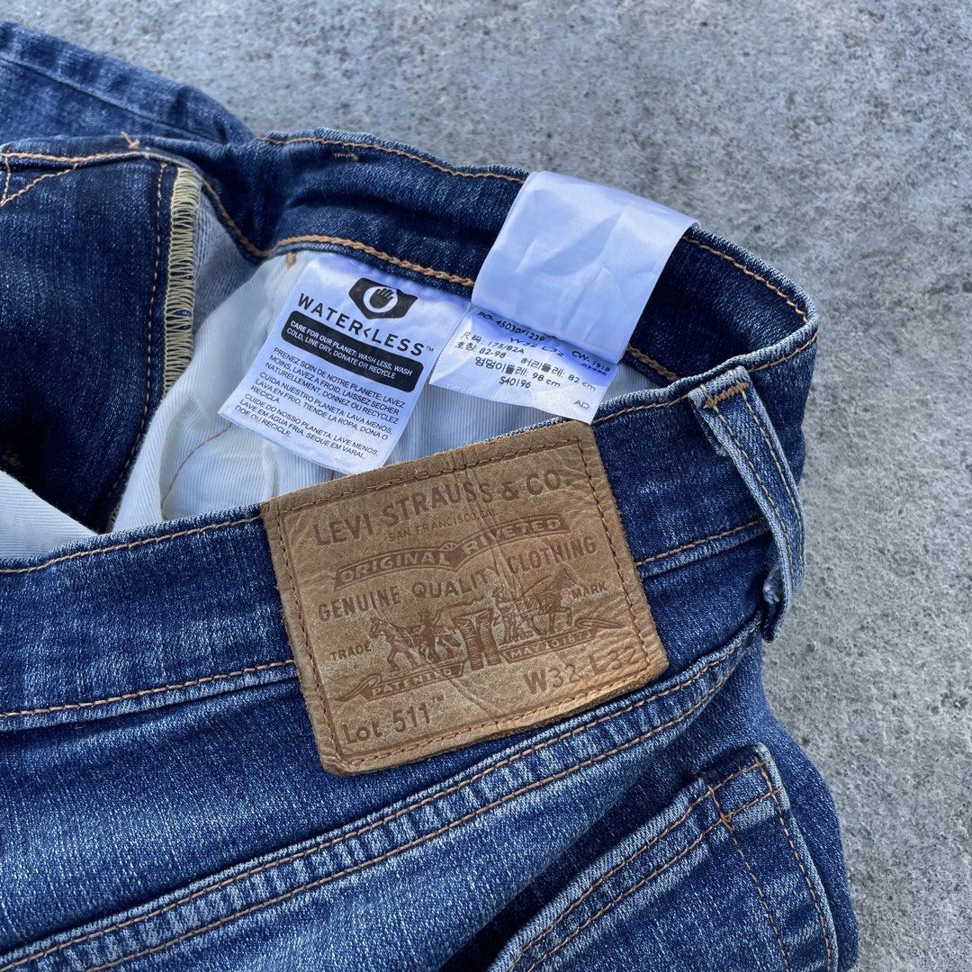 Levis 511 Premium Big E Slimfit Leather Patch Stretchable (Category: Jeans) located in Pandi. Submitted by 28hundreds (Listing ID 1453609446, Image 3). Description: Levis 511 Premium Big E Slim Fit Leather Patch Stretchable Waist 32-34 • Length 42 • Hem 7 excellent condition 9/10, authentic, see detailed pics to appreciate the piece thank you. - 1,280 +sf mop: gcash courier: jnt.