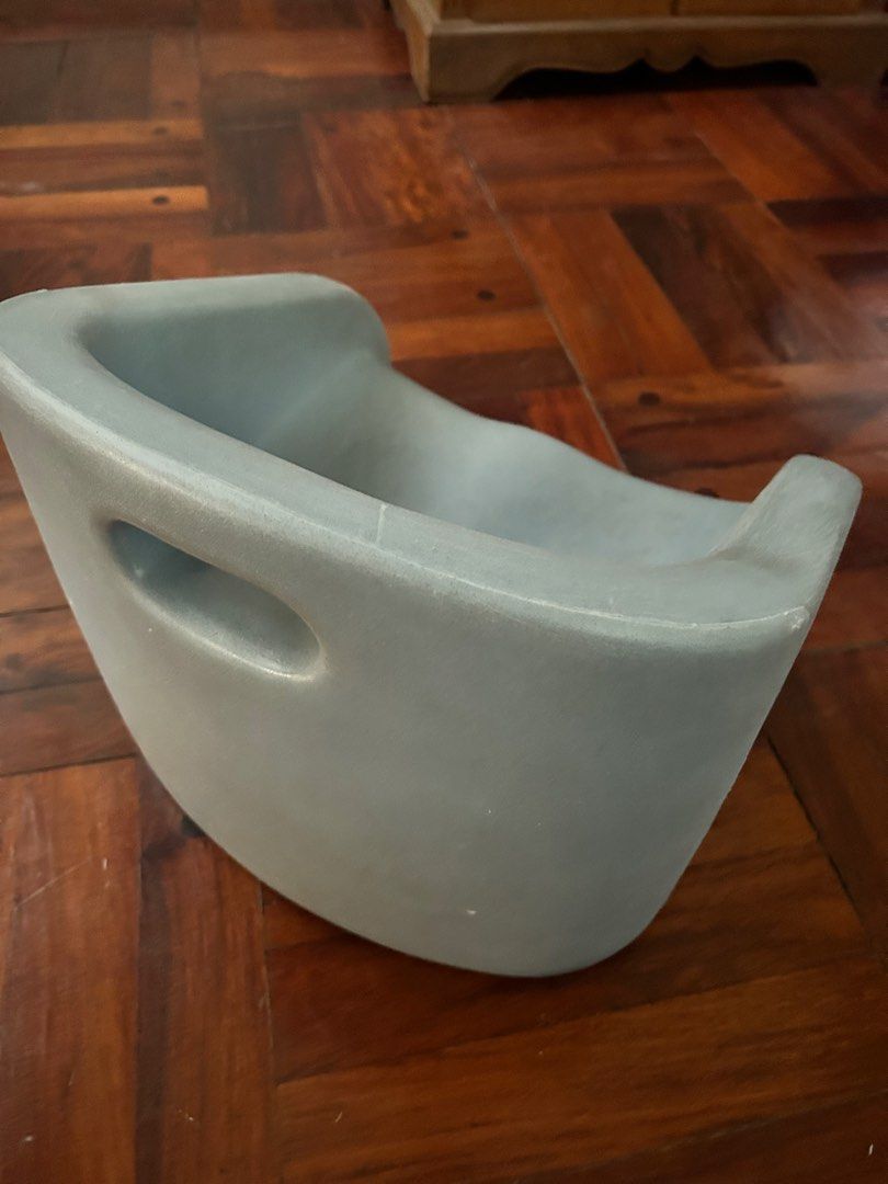 LITTLE TIKES BOOSTER SEAT (Category: Kids Tables & Chairs) located in Antipolo. Submitted by applenarc (Listing ID 1453514506, Image 2). Description: - Grey plastic baby seat - Features handles on the sides for easy carrying - Molded seat designed for comfort - Ideal for toddlers learning to sit up or for playtime -booster seat.