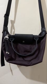 (Category: ) located in . Submitted by lovegclothingph (Listing ID 1453561155, Image 1). Description: .