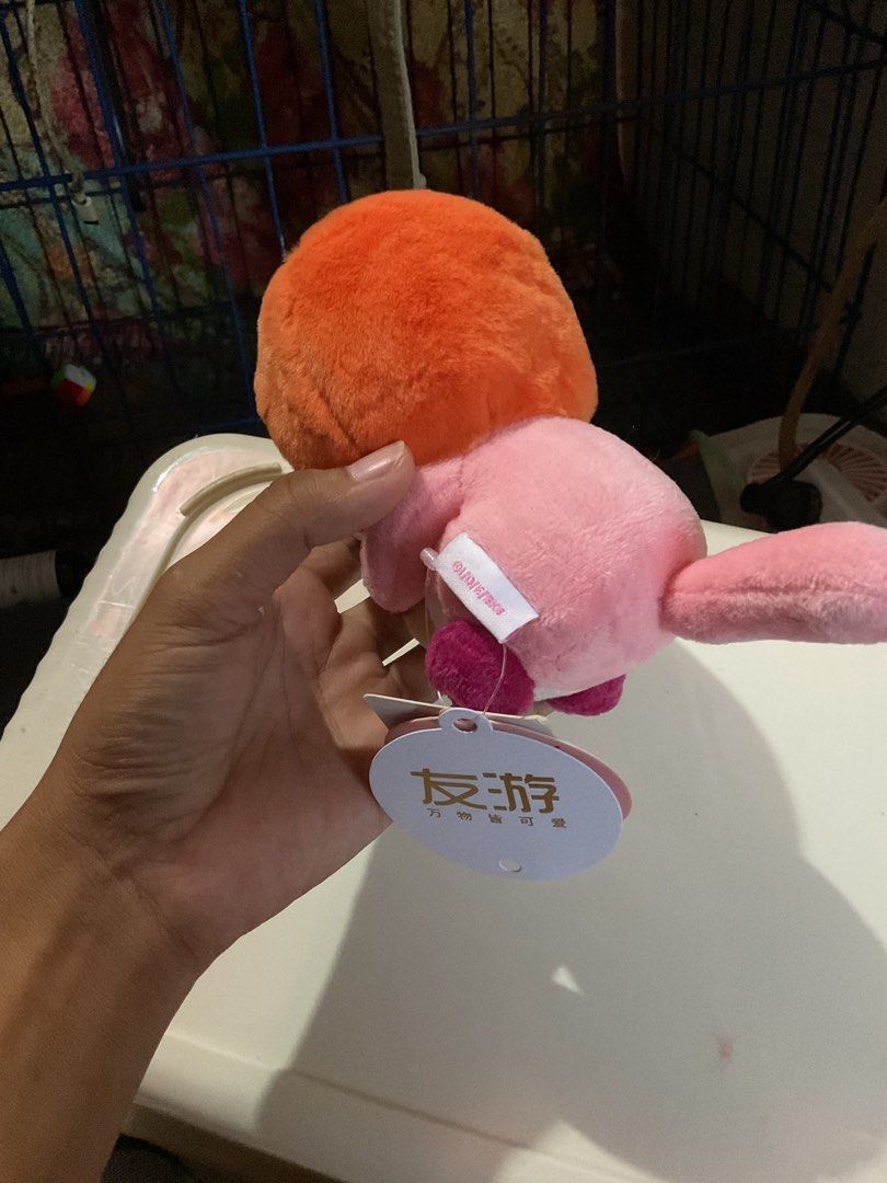 loopy cutesy (Category: Designer & Blind Box Toys) located in Manila. Submitted by silverfire_40884d (Listing ID 1453496646, Image 2). Description: Brandnew zanmang loopy open for offer bigay ko agad if kaya.