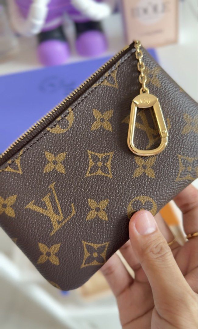 Louis Vuitton Key Pouch Small (Category: Luxury Bags & Wallets) located in Guiuan. Submitted by rtsmusthaves (Listing ID 1453478359, Image 1). Description: 100% authentic and brand new condition Bought from LV solaire Comes complete with receipt, box and dust bag. Free shipping nationwide .