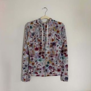 (Category: ) located in . Submitted by thriftguide (Listing ID 1453432065, Image 1). Description: .