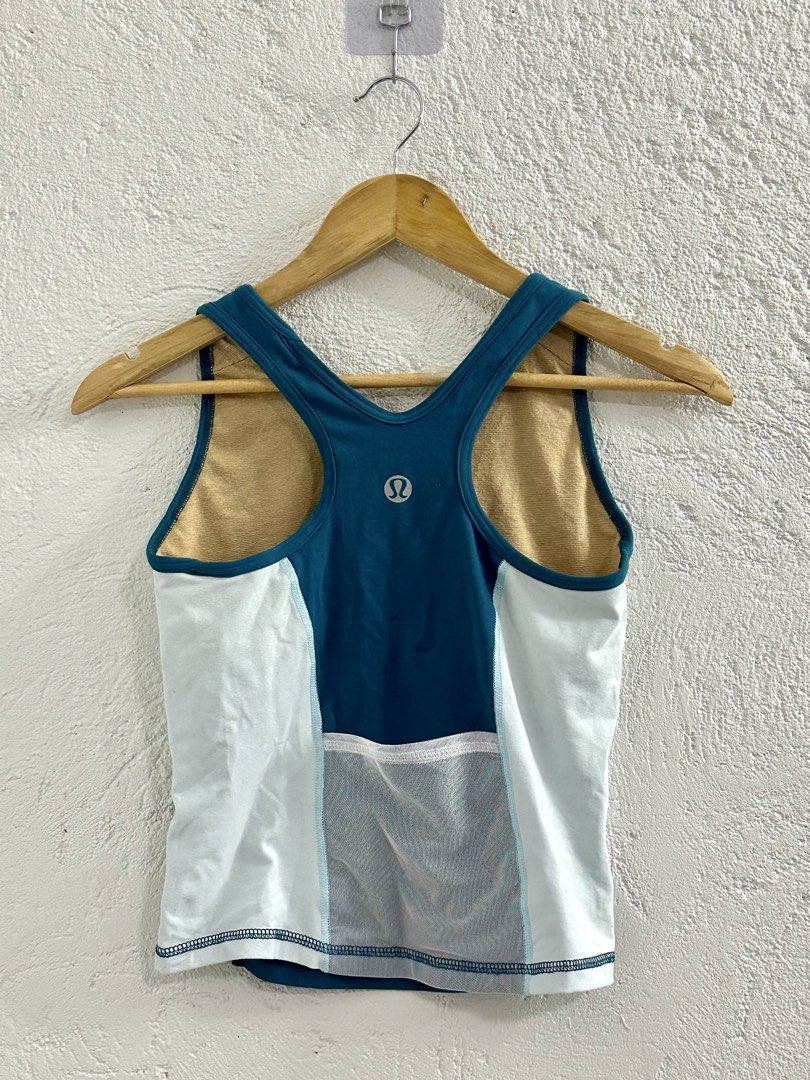 Lululemon Racerback Athletic Wear Tank Top (Category: Activewear) located in Tarlac. Submitted by ej202177 (Listing ID 1453466103, Image 2). Description: Lululemon size 6 on tag or can fit to small Last pic:inner part Location: Tarlac Courier: jnt. No to abono SF.