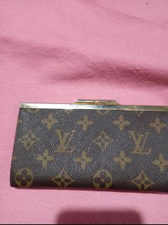 (Category: ) located in . Submitted by shoptokyothrift (Listing ID 1453521697, Image 1). Description: .