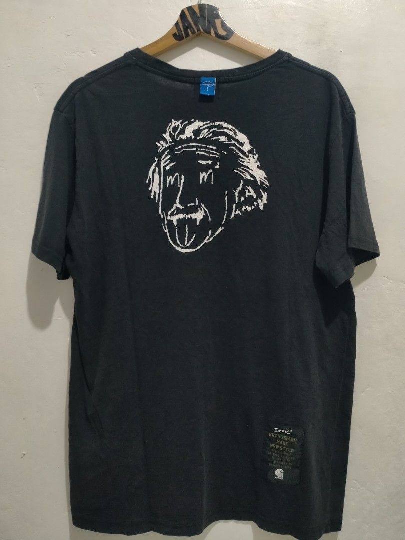 MADNESS X CARHARTT SHIRT (Category: Tshirts & Polo Shirts ) located in Pili. Submitted by janrypalmerodelima (Listing ID 1453551174, Image 1). Description: MADNESS X CARHARTT SHIRT DIMES: 27.5x20 CONDITION: VERY GOOD COLOR RATE:9.2/10 ISSUE: MINIMAL HAIR LINES.