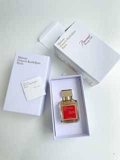 (Category: ) located in . Submitted by fragranceParfumdealer (Listing ID 1453550334, Image 1). Description: .