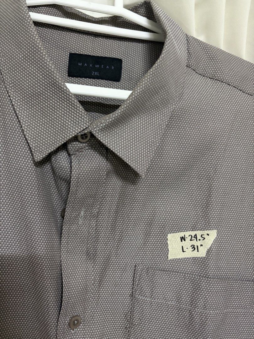 Maxwear button down polo (Category: Formal Shirts) located in Quezon City. Submitted by rainsopht (Listing ID 1453592762, Image 2). Description: Very like new FRONT width was measured from armpit to armpit lang po. Please check my profile for more branded oversized polo button down. XL-3XL sizes.