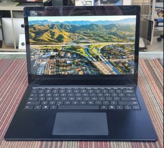 (Category: ) located in . Submitted by tech_laptops.sg (Listing ID 1453472093, Image 1). Description: .