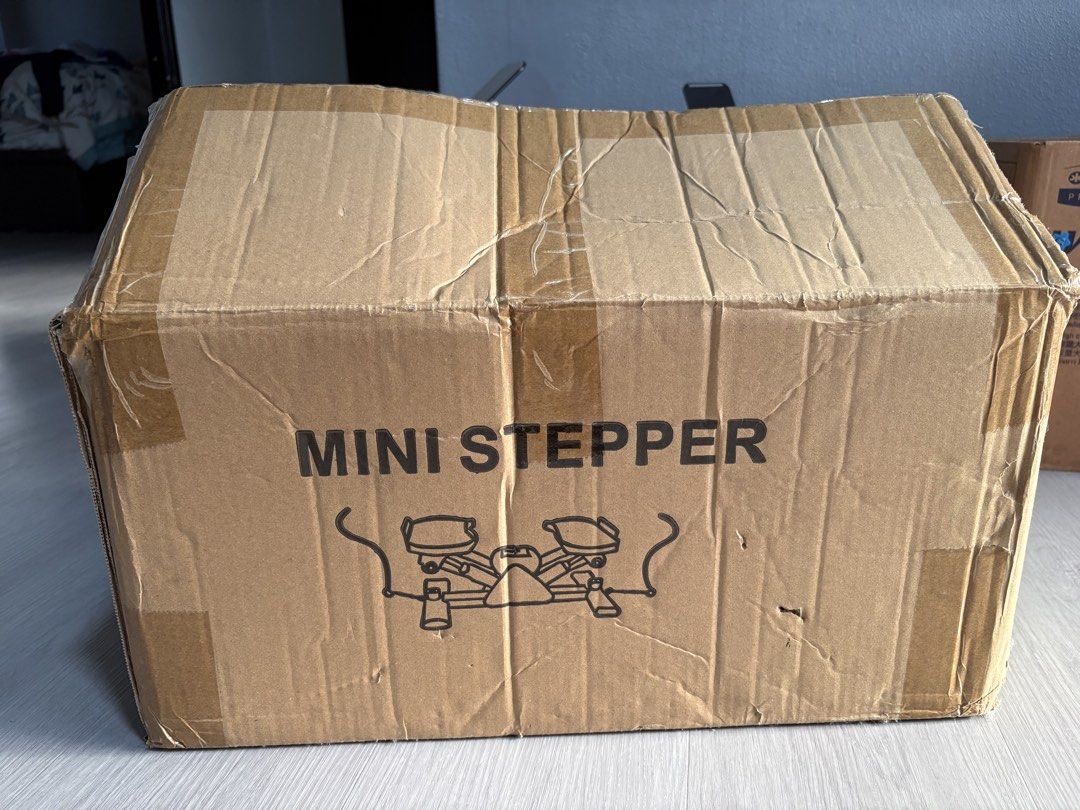 Mini Stepper (Category: Cardio & Fitness Machines) located in Singapore. Submitted by atiks95 (Listing ID 1453432938, Image 2). Description: No time to work out, lightly use and kept away No battery included Paynow only no cash!.