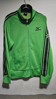 (Category: ) located in . Submitted by thrift_archive (Listing ID 1453527387, Image 1). Description: .