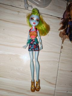 (Category: ) located in . Submitted by monsterhigh332 (Listing ID 1453519968, Image 1). Description: .