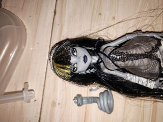 (Category: ) located in . Submitted by monsterhigh332 (Listing ID 1453545745, Image 1). Description: .
