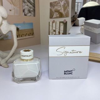 (Category: ) located in . Submitted by fragranceParfumdealer (Listing ID 1453476621, Image 1). Description: .