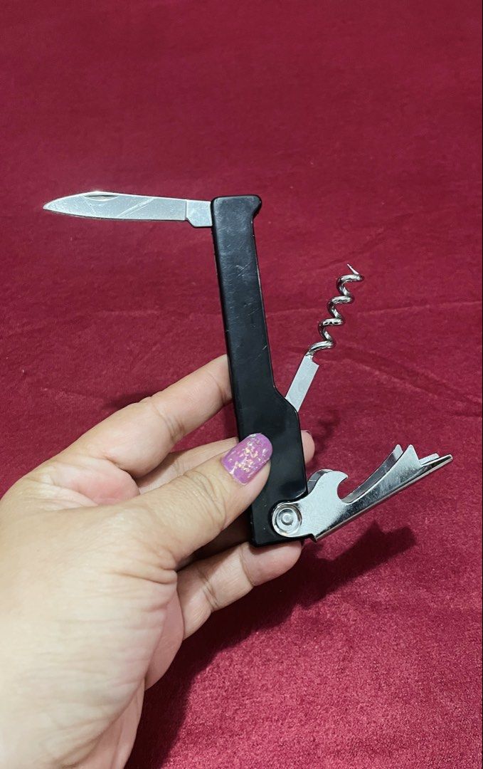 Multi purpose can opener etc. bundle (Category: Other Kitchenware & Tableware) located in Quezon City. Submitted by sissymissy1527 (Listing ID 1453569158, Image 2). Description: Take all only.
