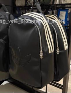 (Category: ) located in . Submitted by outlet_seller_jennie (Listing ID 1453584021, Image 1). Description: .