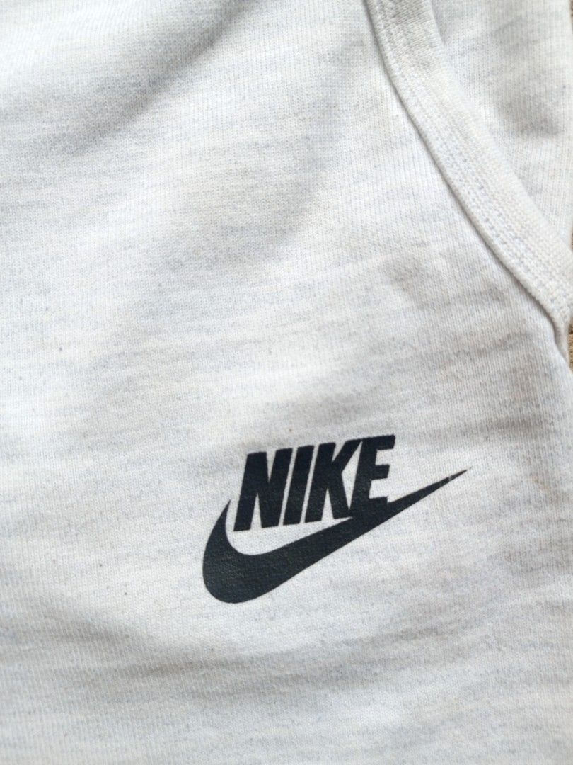 Nike with zip pocket on the back (Category: Shorts) located in Davao. Submitted by pluke_thrifter26 (Listing ID 1453510258, Image 3). Description: can do meet up around davao📌.