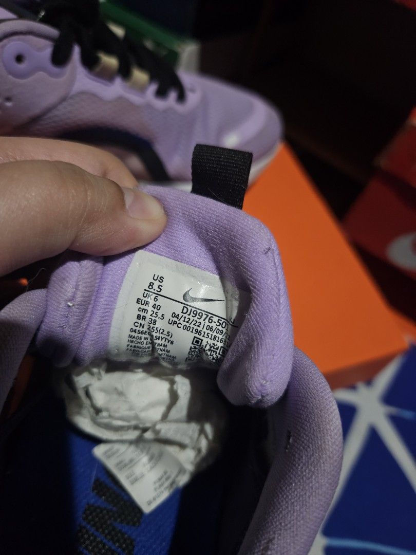 Nike Women's React Escape Run 2 (Category: Sneakers) located in Manila. Submitted by rynram (Listing ID 1453461584, Image 3). Description: - Nike React Escape Run 2 - Color: Purple - Size: Women's US 8.5 - Includes original box - Bought sa Nike App.