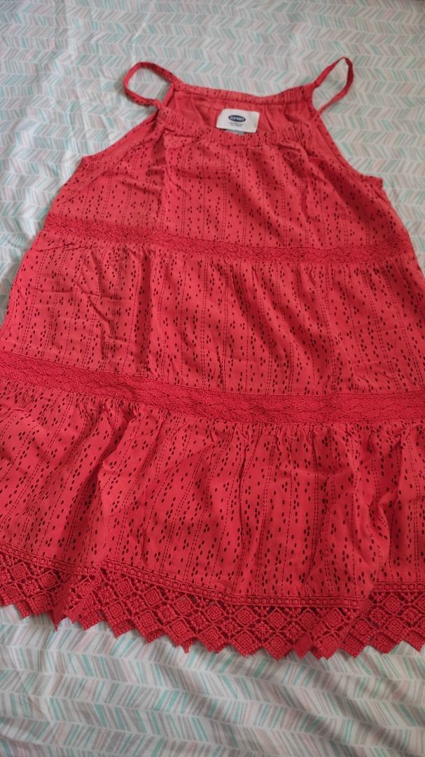 Old Navy kids dress (Category: Babies & Kids Fashion) located in Paranaque City. Submitted by cinnabelle (Listing ID 1453513051, Image 1). Description: red orange tiered dress from Old Navy. Eyelet pattern with dark dots and lace trim. Spaghetti straps. Perfect for summer!.