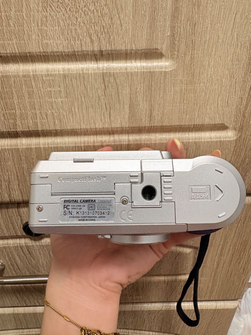 Olympus mju 700 Digital Camera Silver (Category: Cameras) located in Dasmarinas. Submitted by rb96567 (Listing ID 1453615354, Image 2). Description: - Olympus mju 700 digital camera - Silver body - Powered by 2x AA batteries - Connectivity: USB, DC 6V, Video Out - Includes wrist strap - Ideal for casual and everyday photography THIS IS UNTESTED CAMERA (UNIT ONLY) WITH CAMERA BAG - MESSAGE ME AND NAME UR PRICE!!! THE PRICE IS NOT ACCURATE. IT JUST