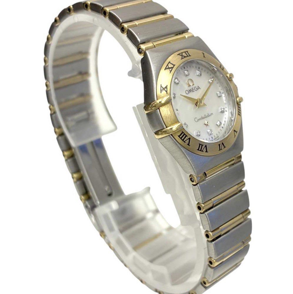 Omega OMEGA 1262.75 Constellation White Shell [Used] (Category: Women's Watches) located in Las Pinas. Submitted by daisuki_japan_luxury_by_reiko (Listing ID 1453443468, Image 3). Description: brand OMEGA Model number 1262.75 Product Name Constellation material Case: Stainless steel (SS) x 18K yellow gold (K18YG) Bracelet: Stainless steel (SS) x 18K yellow gold (K18YG) Dial (color): White shell Crystal material: Sapphire crystal size [Women's] Ca