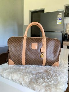 (Category: ) located in . Submitted by luxbagelyas (Listing ID 1453543517, Image 1). Description: .
