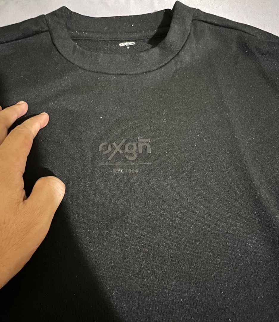 OXGN Black Sweater (Category: Tshirts & Polo Shirts ) located in Quezon City. Submitted by gus_07 (Listing ID 1453569112, Image 2). Description: Original Medium size Used once only RFS: Decluttering Location: Near UP Diliman, Quezon City.