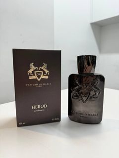(Category: ) located in . Submitted by fragranceParfumdealer (Listing ID 1453440874, Image 1). Description: .