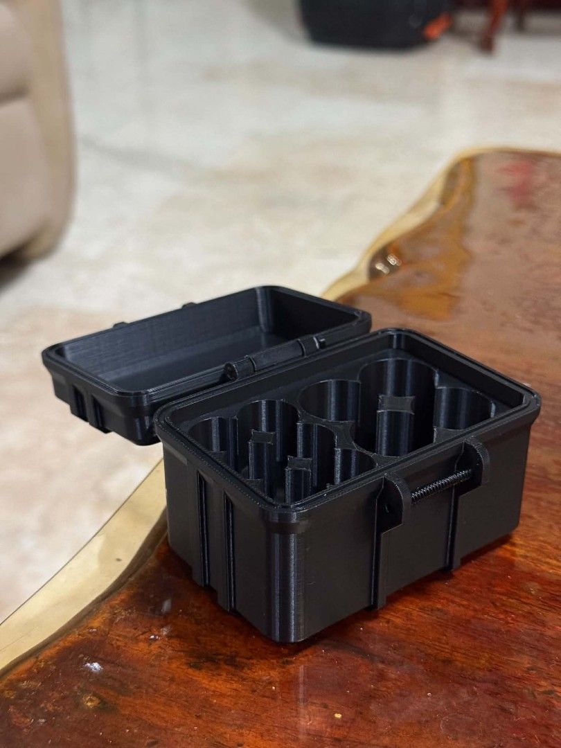 Peptide case (Category: Medical Supplies & Tools) located in Rizal. Submitted by jefferson022216 (Listing ID 1453568725, Image 2). Description: Peptide 3ml and 10ml.