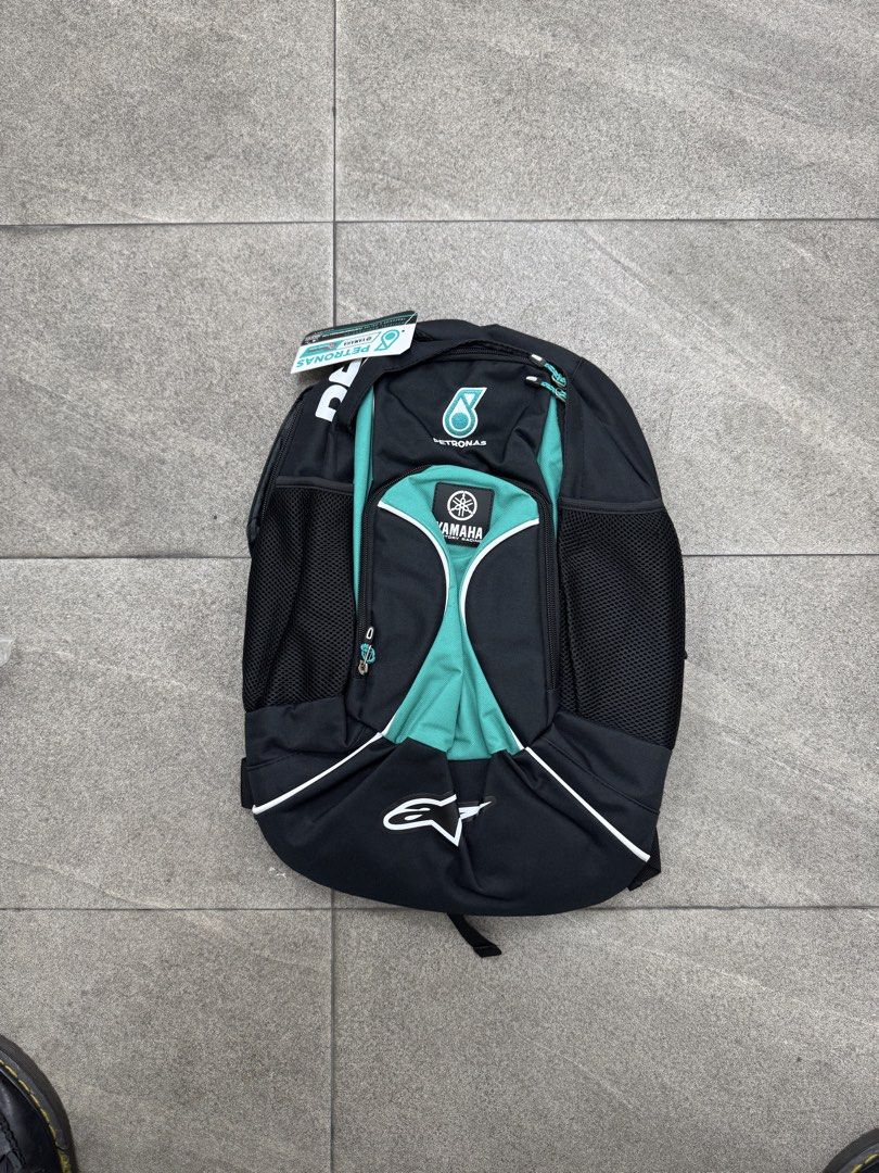 Petronas Yamaha MotoGP Team Backpack (Category: Helmets and other Riding Gears) located in Manila. Submitted by pulapula3 (Listing ID 1453548120, Image 2). Description: Petronas Yamaha MotoGP Team Backpack * Fits Full Size Helmet * Brand New ₱4500 📍 Manila.