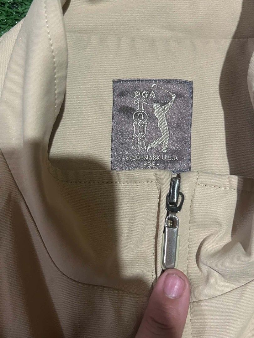 PGA Tour Harrington Jacket (Category: Coats, Jackets and Outerwear) located in Cebu City. Submitted by thhypfl (Listing ID 1453494644, Image 3). Description: PGA Tour Harrington Jacket Width:23 Length:23 Fittings:L-XL Issue:Minimal Stains Color Rate:10/10 Condition:10/10 580+SF.