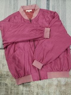 (Category: ) located in . Submitted by preloved_aisya (Listing ID 1453512602, Image 1). Description: .