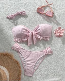 (Category: ) located in . Submitted by prettyclothescc (Listing ID 1453528437, Image 1). Description: .